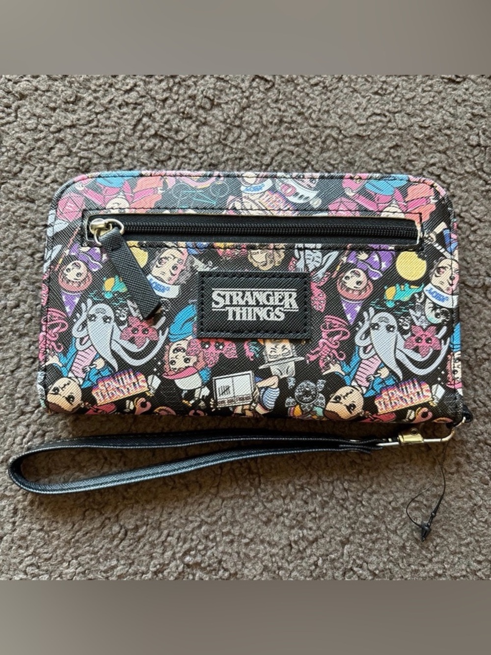 Stranger things netflex wallet - Picture 2 of 8